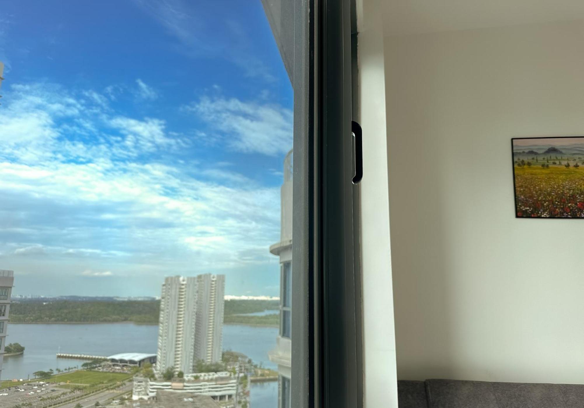 Teega Suites Puteriharbour By Wp Homestay ジョホールバル 部屋 写真